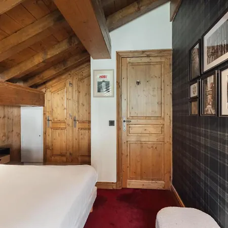 Ski-in Out Duplex With Mountain Views