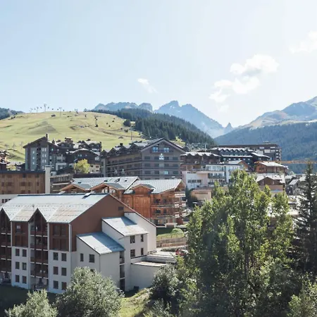 Ski-in Out Duplex With Mountain Views Apartamento