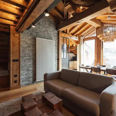 Ski-in Out Duplex With Mountain Views Courchevel